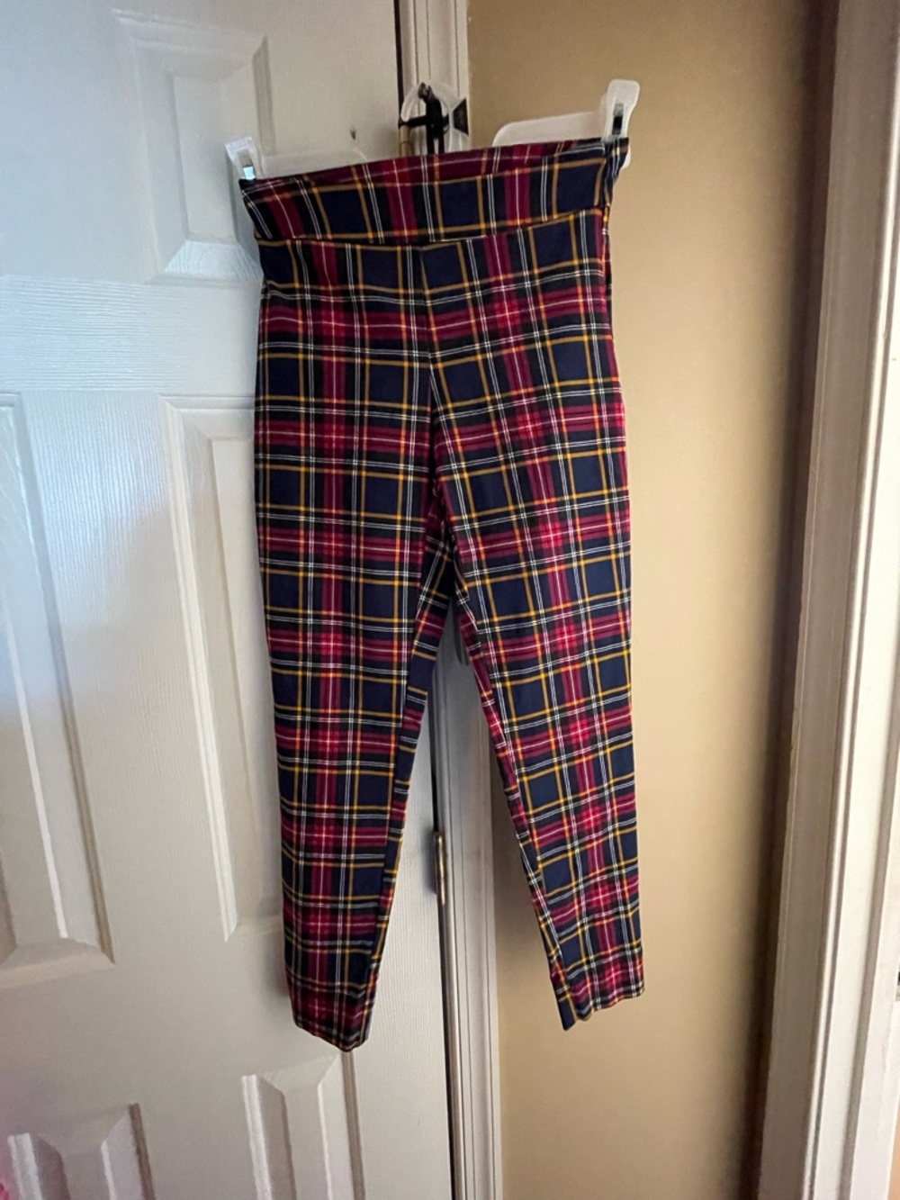 Time and Tru Red, Navy & Yellow Plaid Leggings sz 4